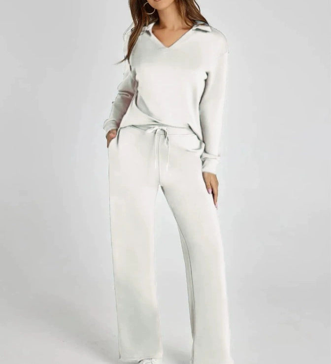 Damen Freizeitanzug mit Zipper-Pullover und weiter Hose