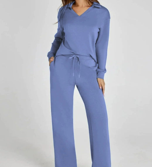 Damen Freizeitanzug mit Zipper-Pullover und weiter Hose