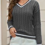 Freja | Gestreiftes Kabelstrickpullover Mit V Neck