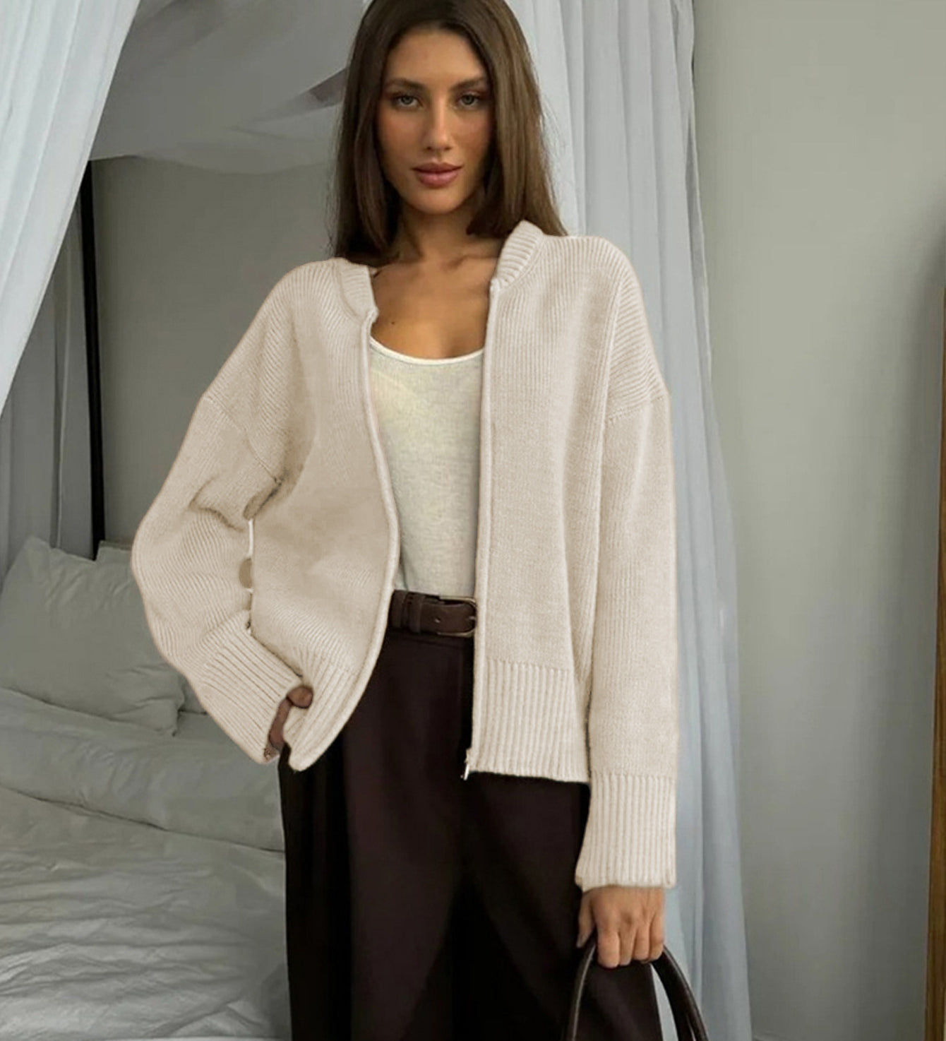 Mia | Strickjacke mit Langarm und Reißverschluss
