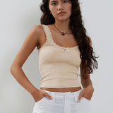 Nicola | Spitzen-Tanktop ohne Ärmel Crop-Top