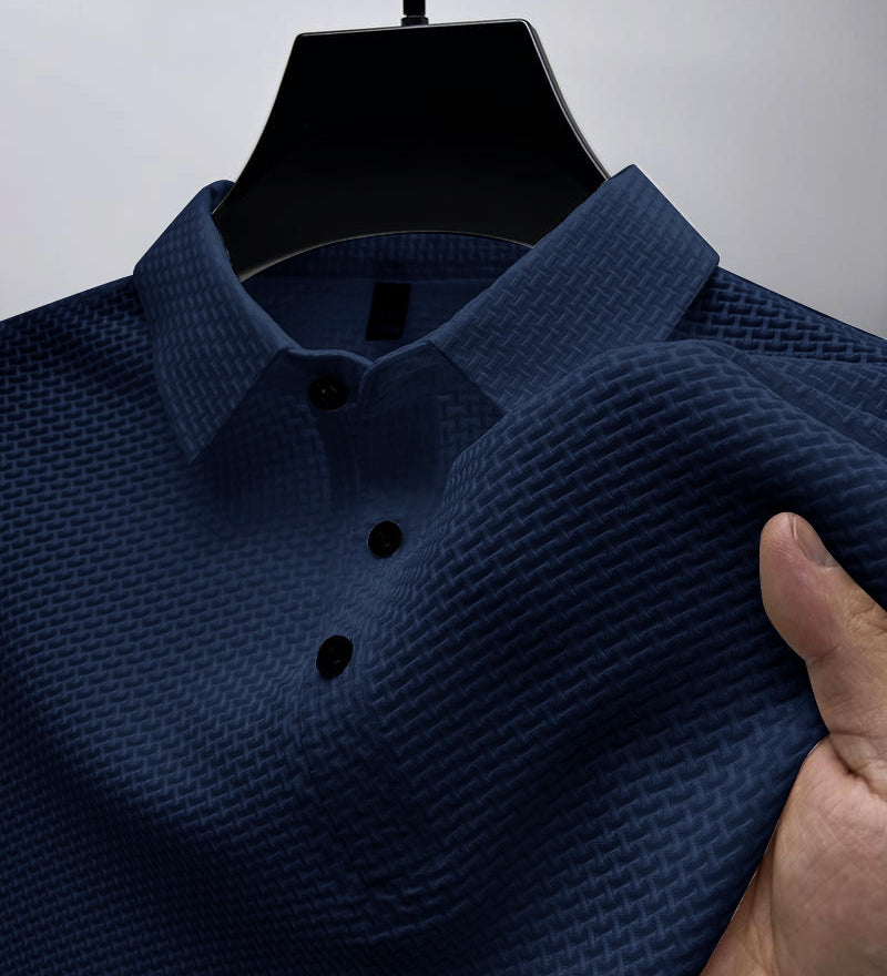 Elegantes Polo Shirt mit klassischem Kragen und modernem Design