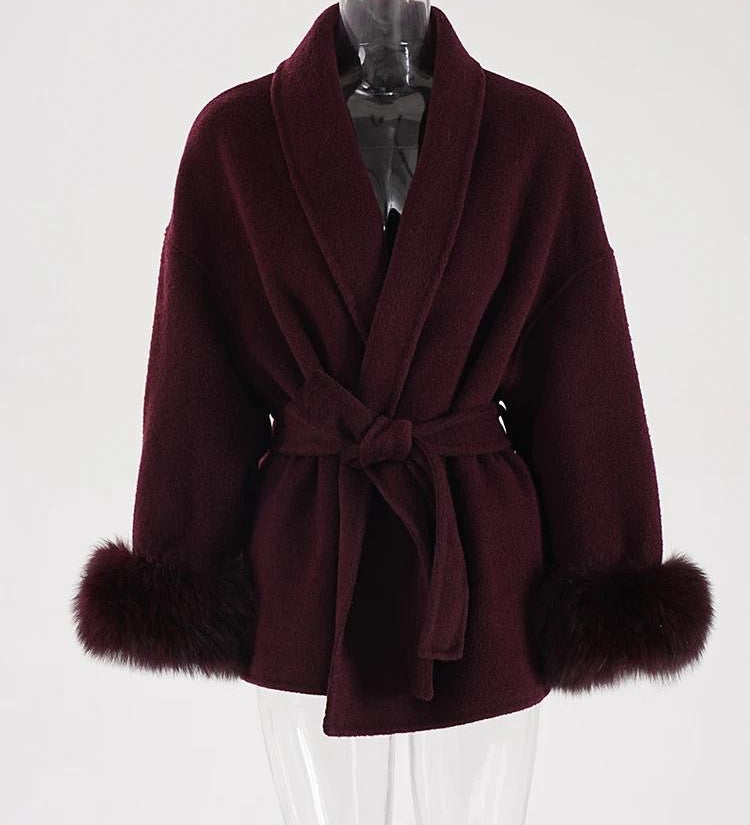 Damen Mantel mit Kunstfellbesatz – Eleganter Winter Kurzmantel