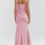 Schulterfreies Spitzen-Abendkleid mit figurbetonter Passform