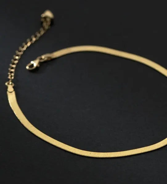 Sophie | Zeitloses Clara Fußkettchen in  Silber Zendoo.de