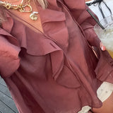 Transparente Volantbluse in Braun – Feminin, Elegant & Ausdrucksstark