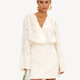 Clacive Herbst Lose Gelb Casual Frauen Kleider 2024 Sexy V-ausschnitt Langarm Mini Kleid Elegante Klassische Hohe Taille Weibliche Kleid