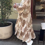 Maxikleid mit Print, Volantärmeln & Stehkragen – Stilvoll & Luftig