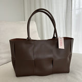 Alice | Zeitlose Handtasche im Flechtdesign