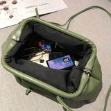 Franka | Moderne Damen-Pouch-Tasche aus Kunstleder