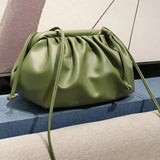 Franka | Moderne Damen-Pouch-Tasche aus Kunstleder