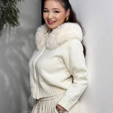 Damen Strickjacke Grau mit Kapuze und Kunstpelz – Warme Winterjacke