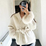 Damen Mantel mit Kunstfellbesatz – Eleganter Winter Kurzmantel