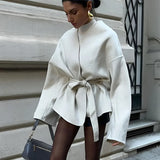 Eleganter Cardigan mit Bindegürtel und V-Ausschnitt – Stilvoller Begleiter für Herbst & Winter