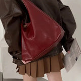 Caroly | Minimalistische Schultertasche aus Kunstleder