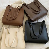 Stella | Minimalistische Schultertasche aus Kunstleder