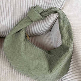Elicia | Geflochtene Hobo-Tasche mit Knoten-Detail – Stilvoll und einzigartig