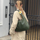 Charlyne | Große geflochtene Hobo-Tasche