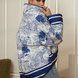 Flora | Geblümte Steppjacke mit blauem Print – Stilvoll und gemütlich