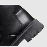 Winterstiefel aus schwarzem Leder - Delphine Zendoo.de