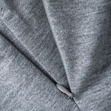 Lilli | Trendiges Zweiteiler-Set mit One-Shoulder-Sweatshirt & Minirock