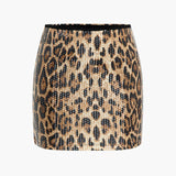 Savanna | Leo-Print Top & Minirock – Ein Statement-Look für selbstbewusste Frauen