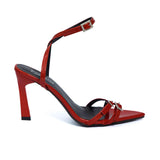 Olive | Lackleder Riemchenabsätze mit goldenen Schnallenakzenten