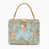 Luxus-Acryl Clutch in Himmelblau mit barockem Golddekor – Vintage-inspirierte Abendtasche