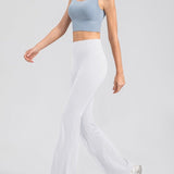 Leonarda | Atmungsaktive Micro-Flare Sporthosen für Frauen