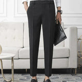 Kayden | All-Black Passendes Outfit mit Langer Ärmel Polohemd, hose & Wildleder-Loafer