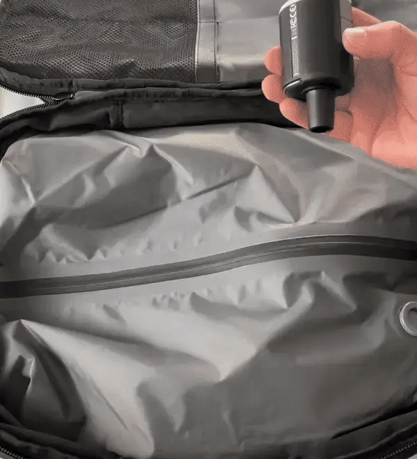 Ben | Reiserucksack mit Vakuumkompression – Platzsparend und Vielseitig für Unterwegs Zendoo.de