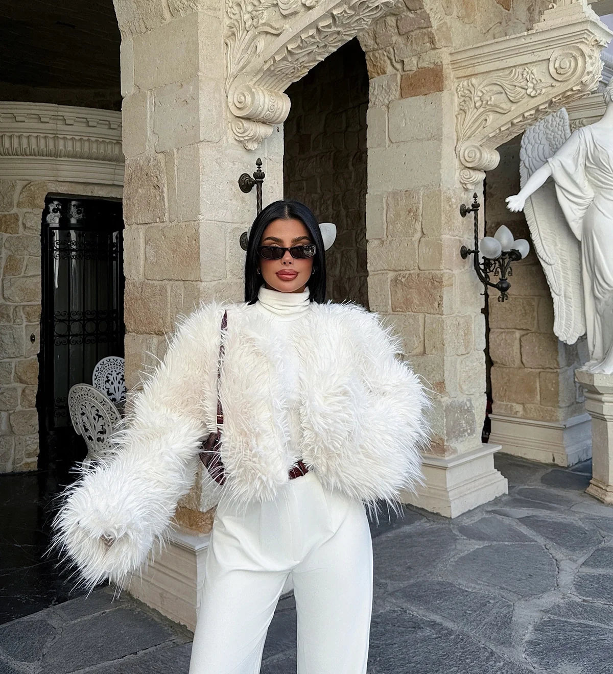 Mia | Eleganter weißer Kunstpelzmantel für Damen