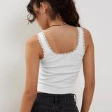 Lea | Romantisches Ripp-Tanktop mit Spitzenbesatz