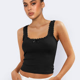 Lea | Romantisches Ripp-Tanktop mit Spitzenbesatz
