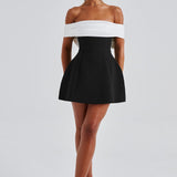 Delta | Schulterfreies Minikleid mit Kontrastierendem Oberteil