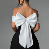 Delta | Schulterfreies Minikleid mit Kontrastierendem Oberteil