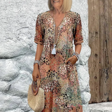 Sommerkleid mit V-Ausschnitt & Allover-Muster – Knielang & bequem