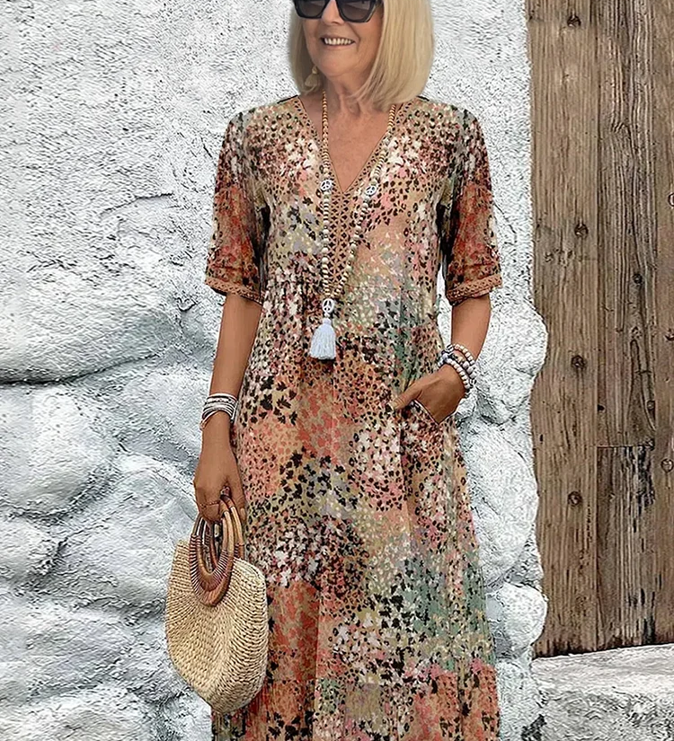 Sommerkleid mit V-Ausschnitt & Allover-Muster – Knielang & bequem