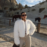 Lia | Luxuriöser kurzer Kunstpelzmantel in Weiß