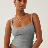 Anke | Lässiges geripptes Tank-Top mit Rundhalsausschnitt