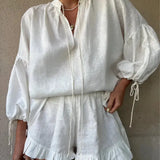 Zoë | Stilvolle weiße Rüschen Shorts Set Zendoo.de