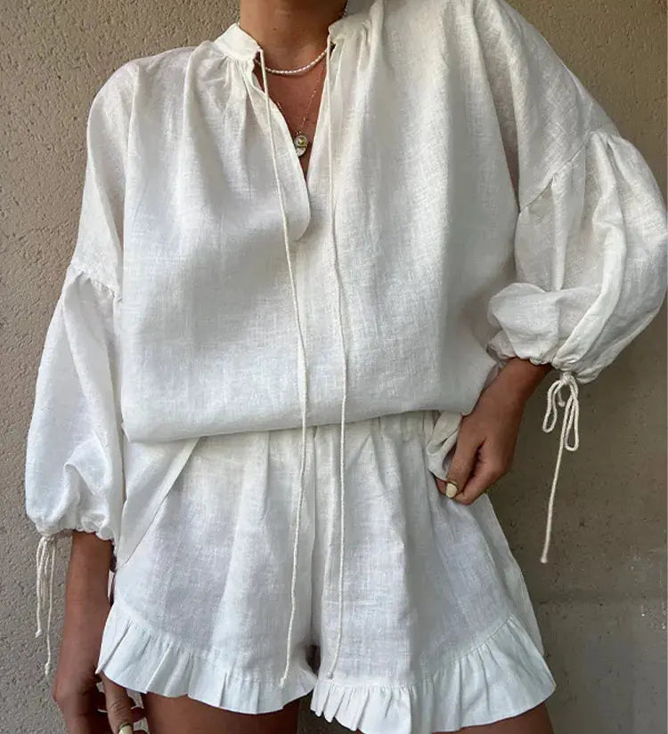 Zoë | Stilvolle weiße Rüschen Shorts Set Zendoo.de