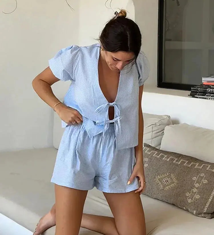 Zoë | Stilvolle weiße Rüschen Shorts Set Zendoo.de