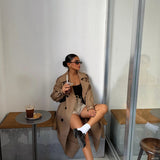 Angelina | Brauner Trenchcoat in elegantem Design für Damen