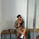 Angelina | Brauner Trenchcoat in elegantem Design für Damen