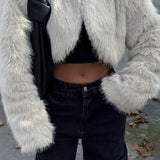 Sarah | Kurzer Pelzmantel