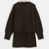 Elegantes Zweiteiler Set mit Strickpullover und Rock – Modischer Alltagslook
