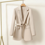 Eleganter Damen Blazer mit Gürtel und tailliertem Schnitt