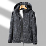 Sanne Outdoor Jacke mit Kapuze – Stilvolle Übergangsjacke für Alltag & Freizeit