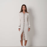 Isabelle | Geripptes Strickkleid mit Knopfleiste & Kontrastpaspeln